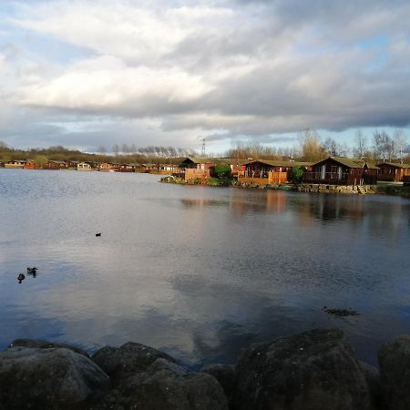 Вилла No1 Borwick Lakes Карнфорт Экстерьер фото